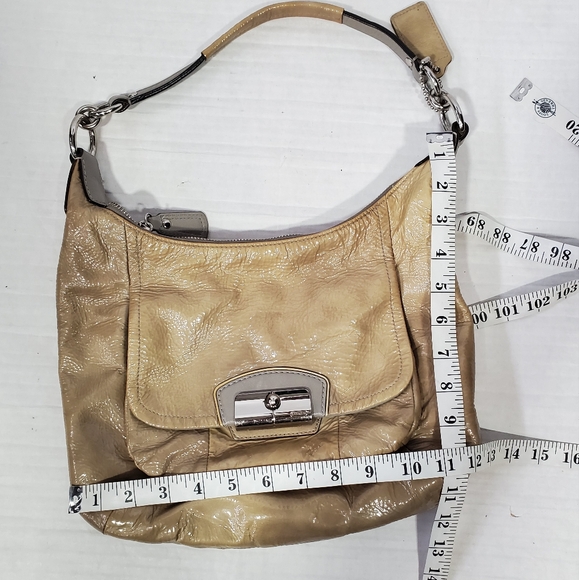 COACH KRISTIN CHAMPAGNE IVORY SHINEY LEATHER HOBO SHOULDER HANDBAG PURSE - Picture 10 of 12